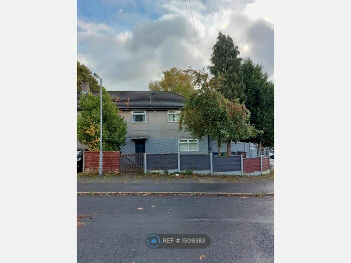 3 Bedroom Semi-Detached House To Rent In Chapel Road, Prestwich, Manchester, M25