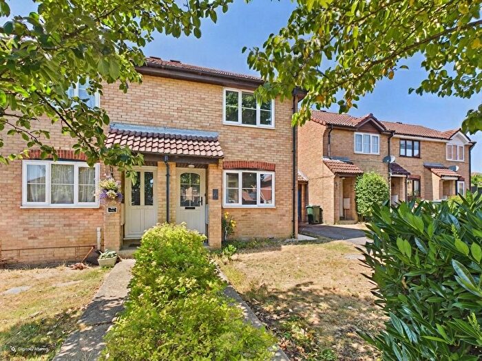 2 Bedroom Semi Detached House For Sale In Drake Road, Willesborough, Ashford, TN24