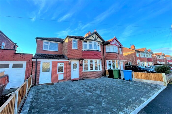 3 Bedroom Semi-Detached House To Rent In Crofton Avenue, Timperley, Altrincham, WA15