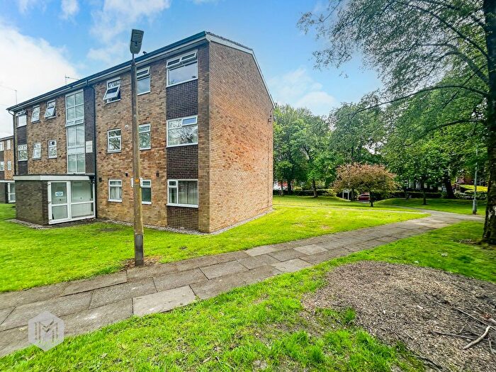 2 Bedroom Flat For Sale In Carslake Avenue, Bolton, BL1