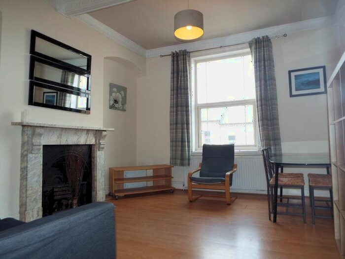 2 Bedroom Apartment To Rent In Bournbrook Road, Selly Oak, Birmingham, B29