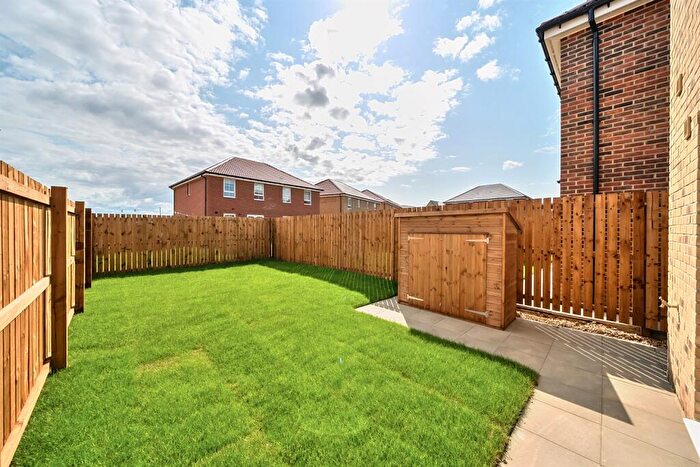 2 Bedroom End Of Terrace House To Rent In Bedroom End Of Terrace House In Dandelion Drive, Cramlington, NE23