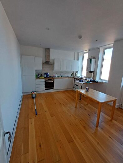 2 Bedroom Flat To Rent In Ilford, IG1