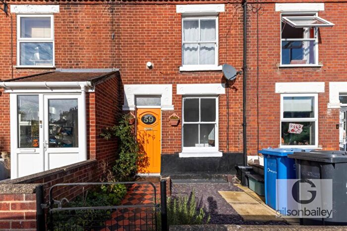 2 Bedroom Terraced House For Sale In Cozens Road, Norwich, NR1