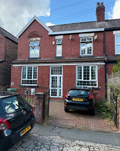 5 Bedroom Semi-Detached House To Rent In Buckhurst Road, Manchester, M19