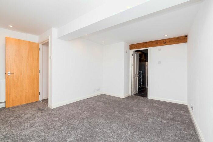 4 Bedroom Terraced House To Rent In St Georges Road, Brighton, BN2