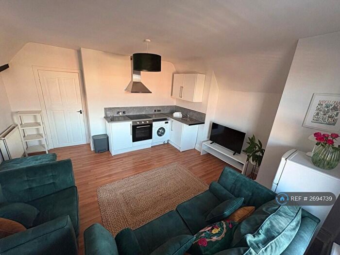 1 Bedroom Flat To Rent In Atwood Rd, Didsbury, M20