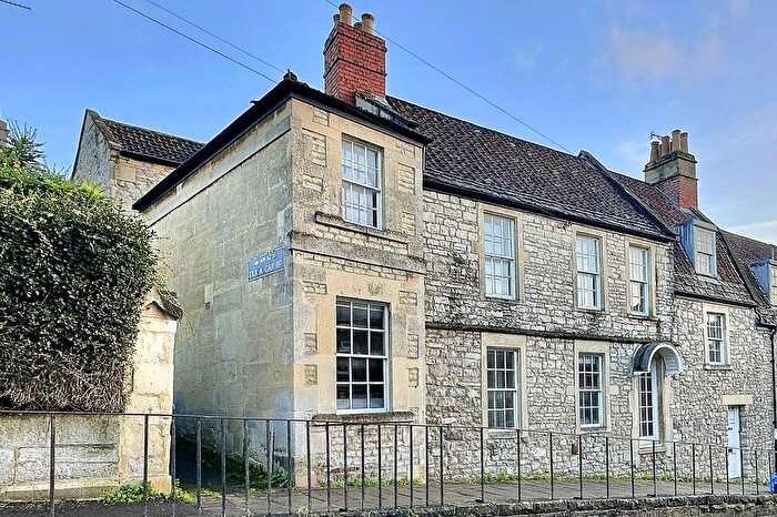 2 Bedroom Maisonette For Sale In Trafalgar Road, Bath, BA1