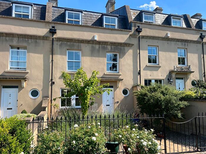 4 Bedroom Terraced House For Sale In The Prospect, Trowbridge, BA14