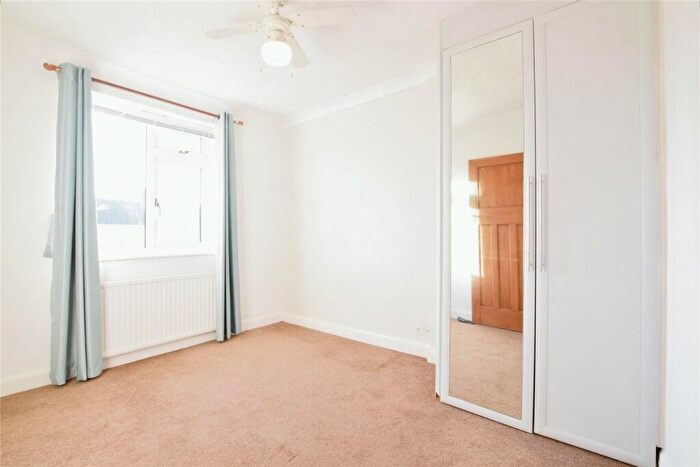 3 Bedroom End Of Terrace House For Sale In Cowdray Avenue, Colchester, Essex, CO1