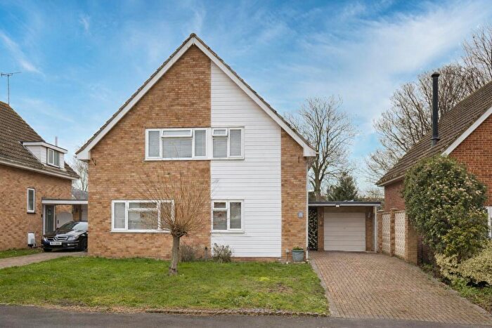 3 Bedroom Detached House For Sale In Delacourt Close, Cliffsend, Ramsgate, Kent, CT12