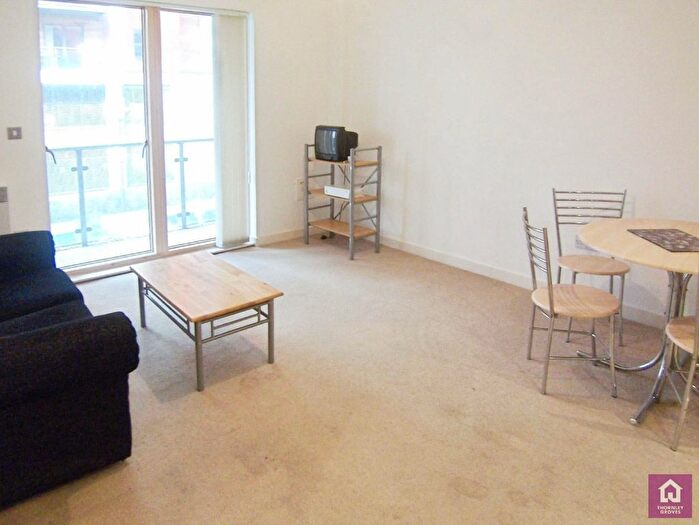 1 Bedroom Flat To Rent In Hornbeam Way, Manchester, M4