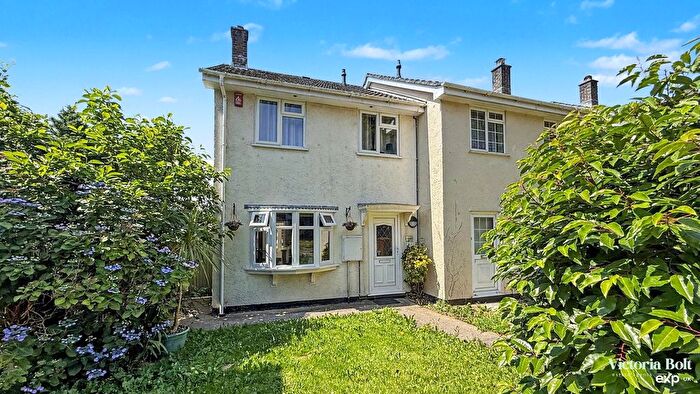 3 Bedroom Semi Detached House For Sale In Deer Park, Ivybridge, PL21
