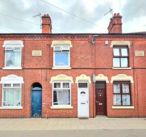 3 Bedroom Terraced House To Rent In Dunton Street, Leicester, LE3