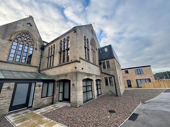 1 Bedroom Flat To Rent In Leeds Road, Shipley, West Yorkshire, BD18