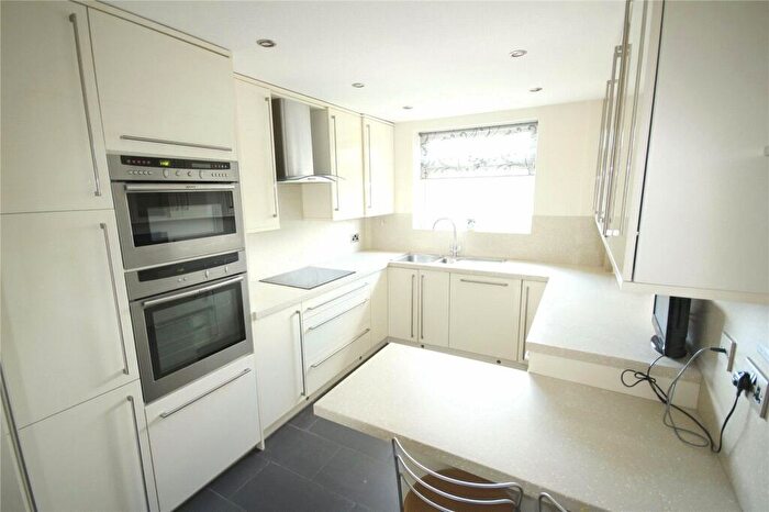 2 Bedroom Apartment To Rent In Randall Court, Page Street, Mill Hill, London, NW7