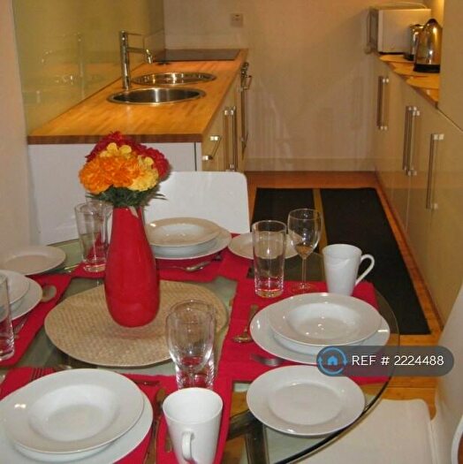 1 Bedroom Flat To Rent In Cross York Street, Leeds, LS2