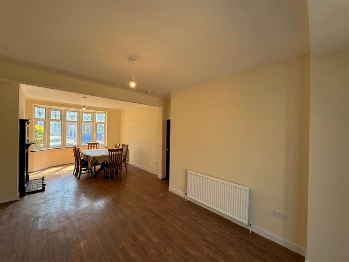 3 Bedroom Terraced House To Rent In Wadham Avenue, London, E17