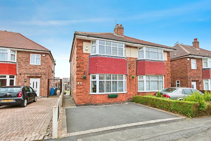 2 Bedroom Semi-Detached House For Sale In Radcliffe Drive, Derby, DE22