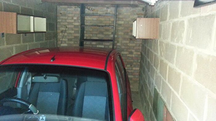 1 Bedroom Flat To Rent In Heathview Close, East Finchley, N2