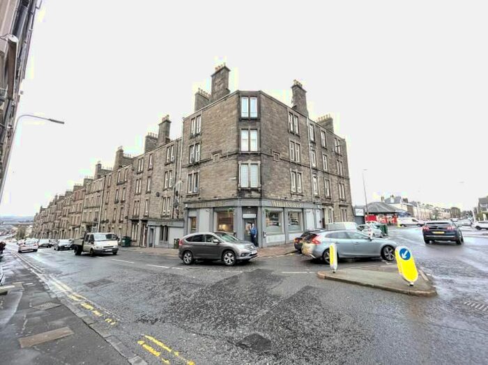 2 Bedroom Flat To Rent In /, Clepington Road, Dundee, DD3