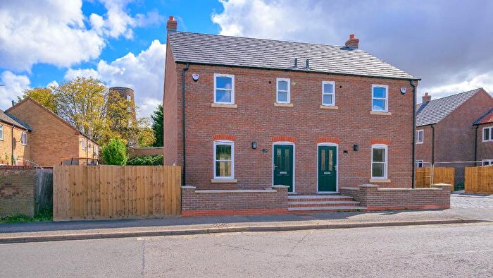 3 Bedroom Semi-Detached House For Sale In De Havilland Road, Wisbech, Cambs, PE13