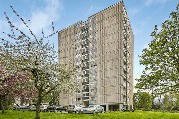 1 Bedroom Flat To Rent In Tunworth Crescent, Roehampton, SW15