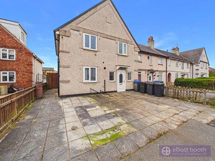 2 Bedroom End Of Terrace House For Sale In Thornber Grove, Marton, FY1