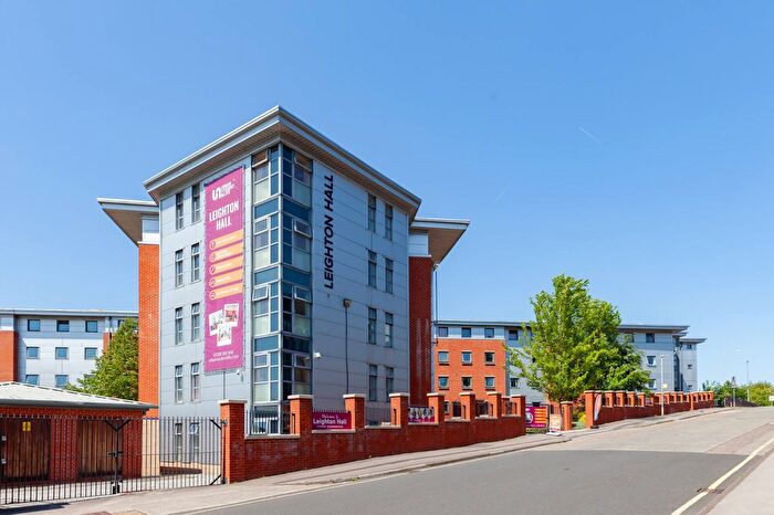 6 Bedroom Flat For Sale In Leighton Street, Preston, PR1
