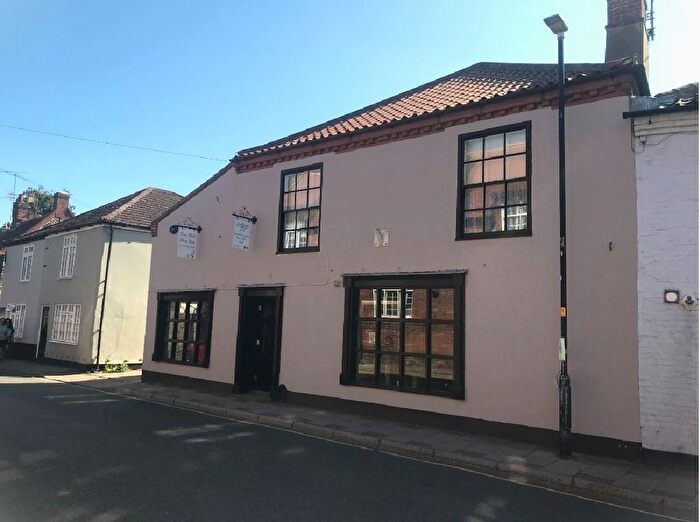 1 Bedroom Flat To Rent In Station Road, Holt, NR25