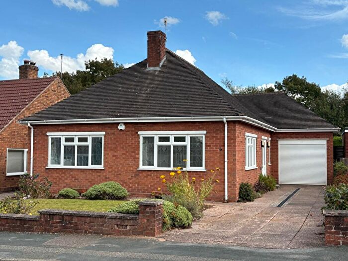 3 Bedroom Detached Bungalow For Sale In Fountains Avenue, Westlands, ST5
