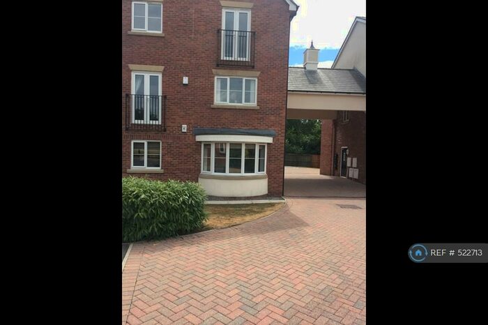 2 Bedroom Flat To Rent In Fulwood, Preston, PR2