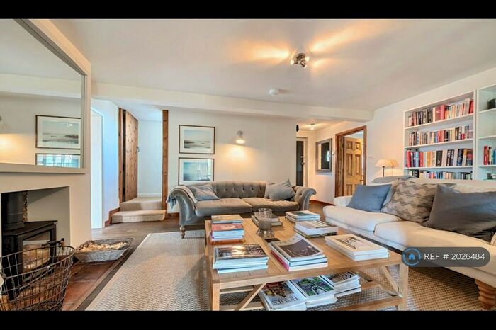 6 Bedroom Detached House To Rent In Gate Street, Bramley, Guildford, GU5