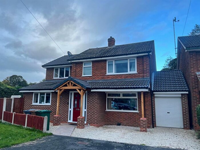 4 Bedroom Detached House For Sale In Cavendish Court, Shardlow, Derby, DE72