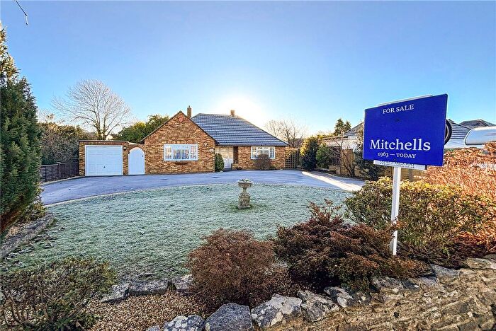 2 Bedroom Bungalow For Sale In Crossmead Avenue, New Milton, Hampshire, BH25