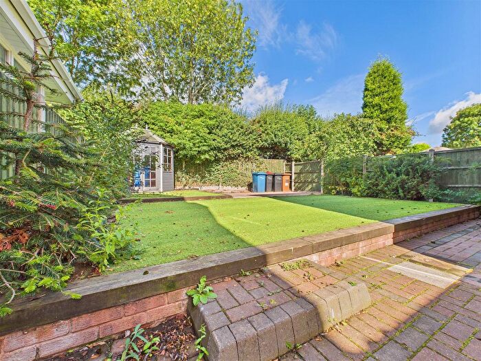 3 Bedroom Detached House For Sale In Wordsworth Close, Armitage, Rugeley, WS15