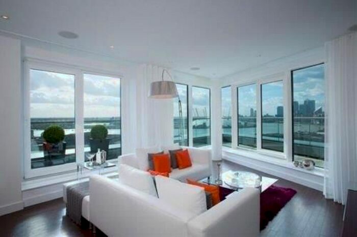 3 Bedroom Flat To Rent In Western Gateway, London, E16