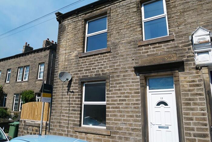 3 Bedroom End Of Terrace House To Rent In Swallow Lane, Golcar, Huddersfield, West Yorkshire, HD7