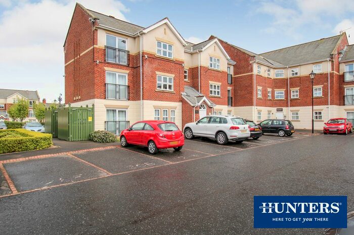 2 Bedroom Flat To Rent In Beatrice House, Sunderland, Tyne And Wear, SR2