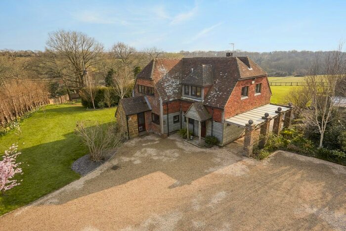 4 Bedroom Detached House To Rent In Hadlow Down Road, Crowborough, TN6