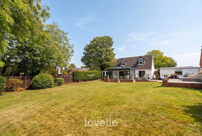 4 Bedroom Detached House For Sale In Brigsley Road, Waltham, DN37