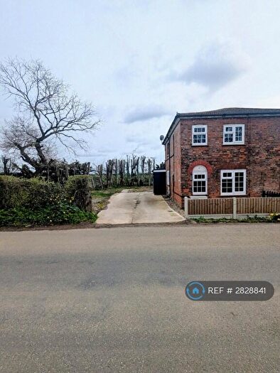 2 Bedroom Semi-Detached House To Rent In Childerditch Lane Little Warley, Brentwood, CM13