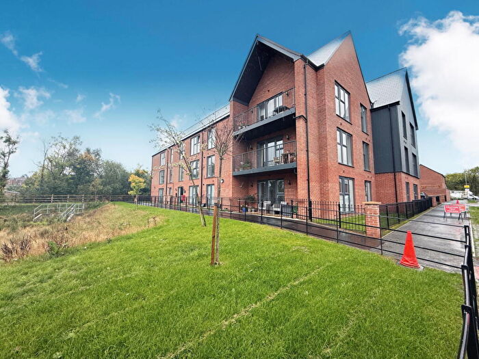 2 Bedroom Apartment For Sale In Platinum Apartments, Stourbridge, West Midlands, DY8