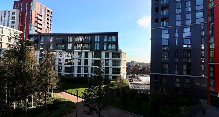 1 Bedroom Flat To Rent In Wandsworth Road, London, SW8