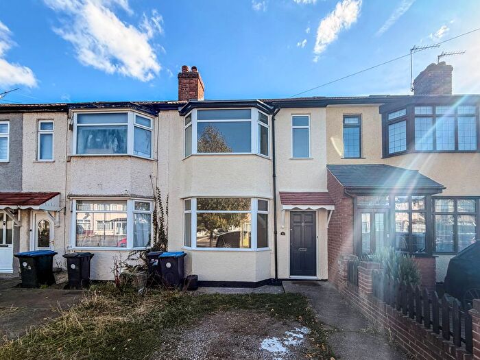 3 Bedroom Terraced House To Rent In Balmoral Road, Enfield, EN3