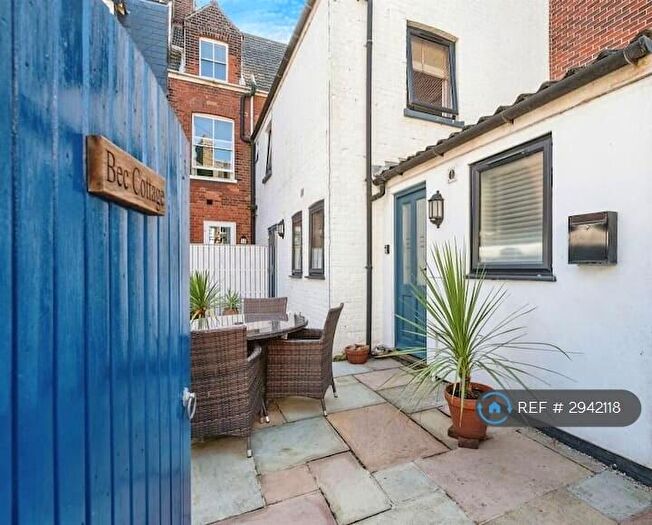 2 Bedroom End Of Terrace House To Rent In Mount St, Cromer, NR27