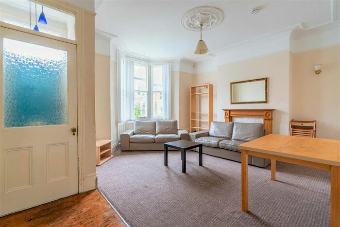 5 Bedroom Terraced House To Rent In Ripon Gardens, Jesmond, Newcastle Upon Tyne, NE2