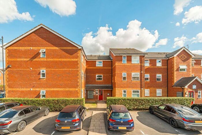 1 Bedroom Flat To Rent In Macmillan Way, Tooting, SW17