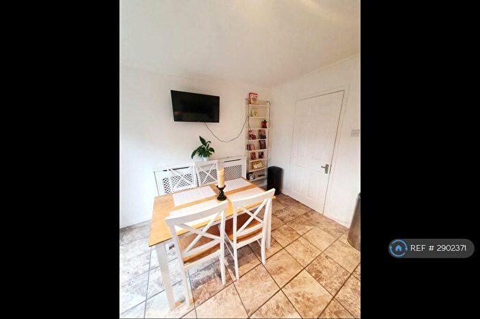 2 Bedroom Semi-Detached House To Rent In Egerton Road North, Manchester, M16