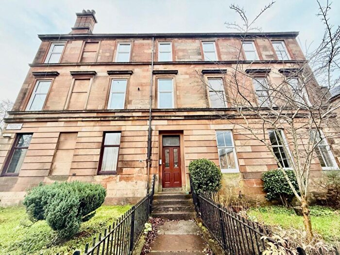 2 Bedroom Apartment To Rent In Marywood Square, Strathbungo, G41